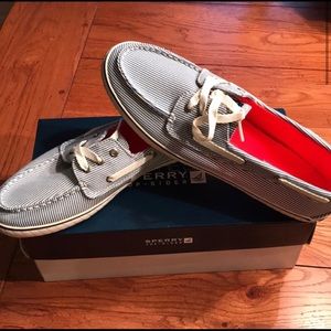 Women’s Sperrys